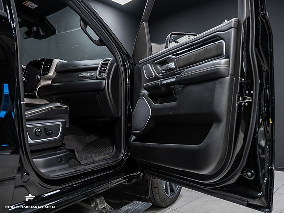 Dodge RAM 1500 29 of 30