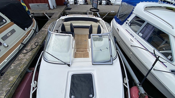Bella 600 DC Mercruiser 3.0 2011 3 of 14