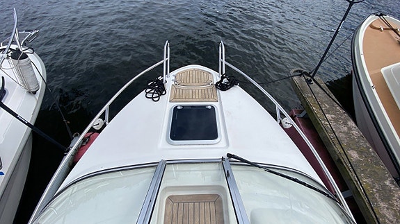 Bella 600 DC Mercruiser 3.0 2011 2 of 14