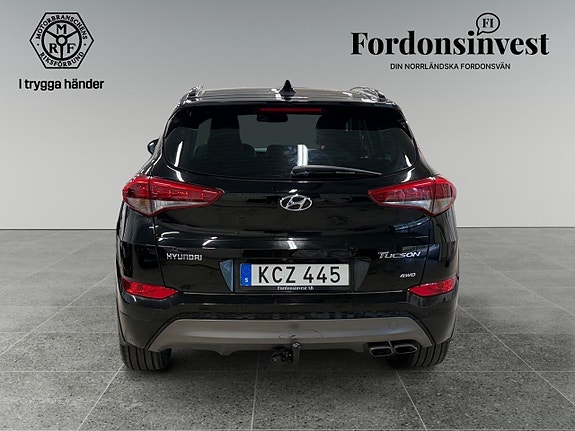 Hyundai Tucson 8 of 17