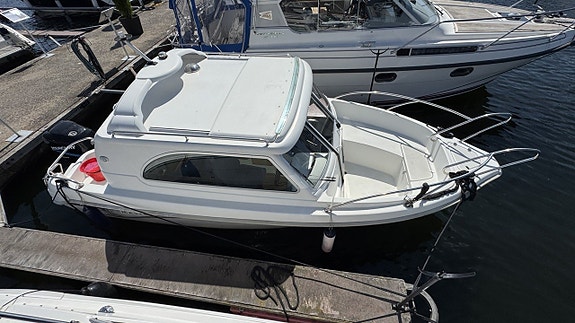 Finnmaster 6100 MC 2006 Mercury Optimax 2005 2 of 17
