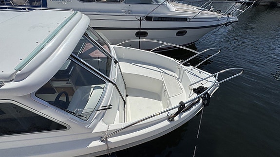 Finnmaster 6100 MC 2006 Mercury Optimax 2005 15 of 17