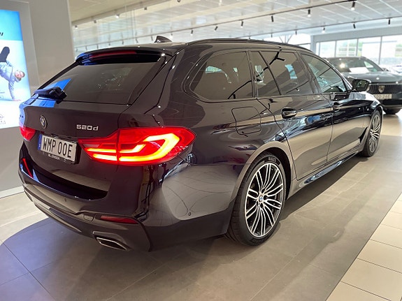 BMW 520d 4 of 25