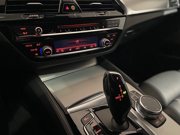 BMW 520d 18 of 25