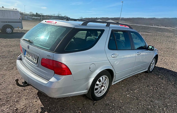 Saab 9-5 3 of 7