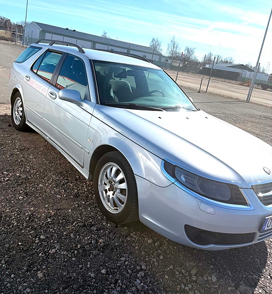 Saab 9-5 7 of 7