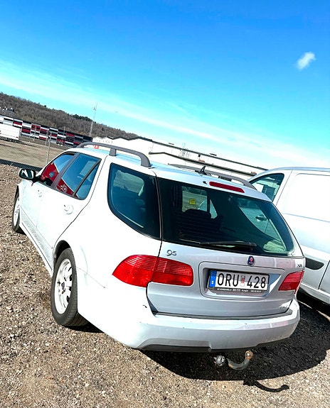 Saab 9-5 5 of 7