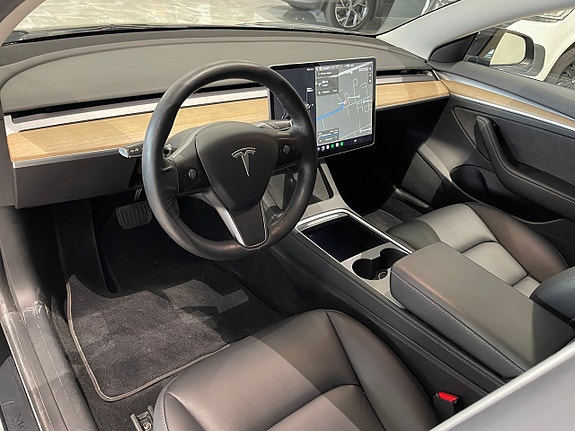 Tesla Model 3 9 of 25