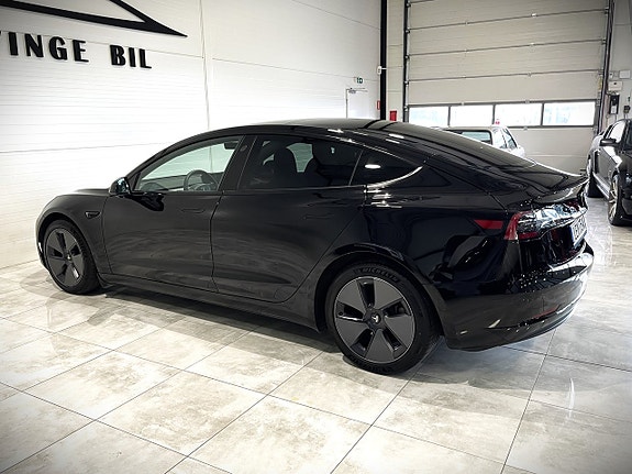 Tesla Model 3 6 of 25