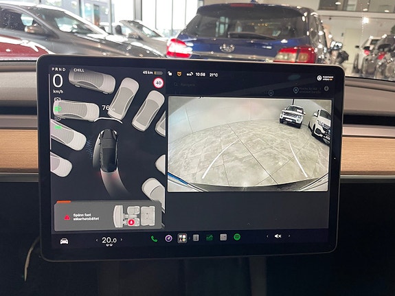 Tesla Model 3 13 of 25