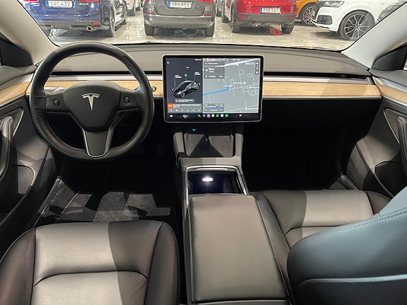 Tesla Model 3 10 of 25
