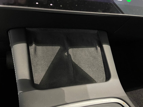 Tesla Model 3 22 of 25