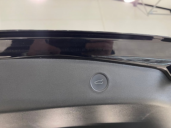 Tesla Model 3 24 of 25