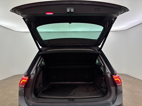 Volkswagen Tiguan 10 of 25