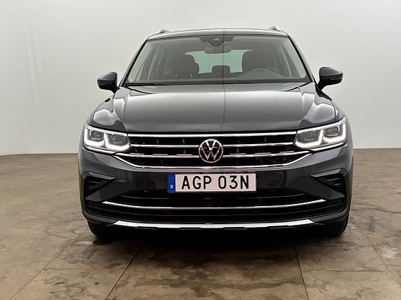 Volkswagen Tiguan 9 of 25