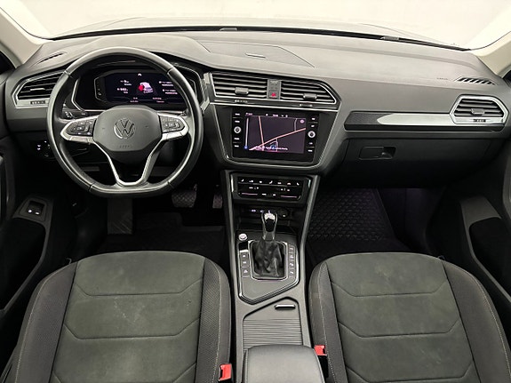 Volkswagen Tiguan 18 of 25