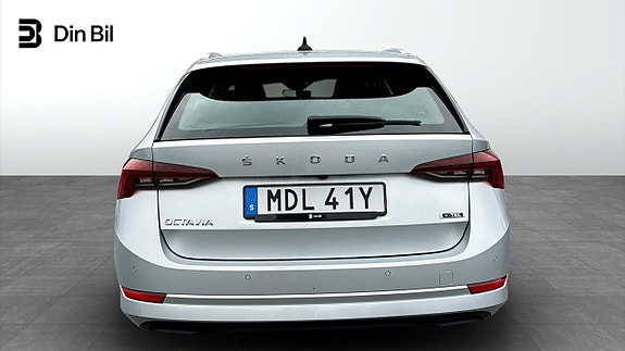 Skoda Octavia 5 of 14