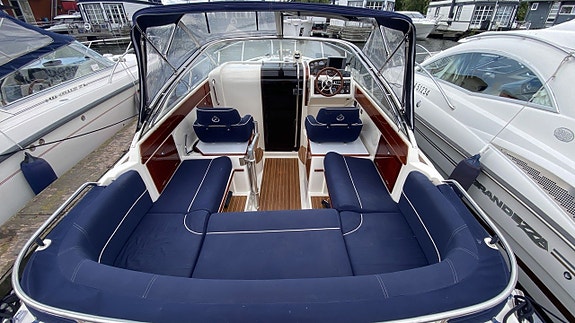 Aquador 23 DC 2007 Volvo Penta D4-260 UNIK MOTOR! 17 of 20