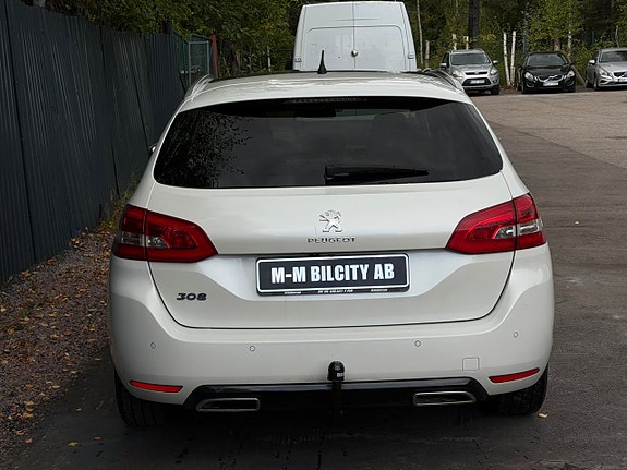 Peugeot 308 SW 4 of 15