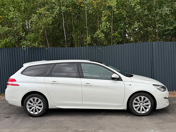 Peugeot 308 SW 6 of 15