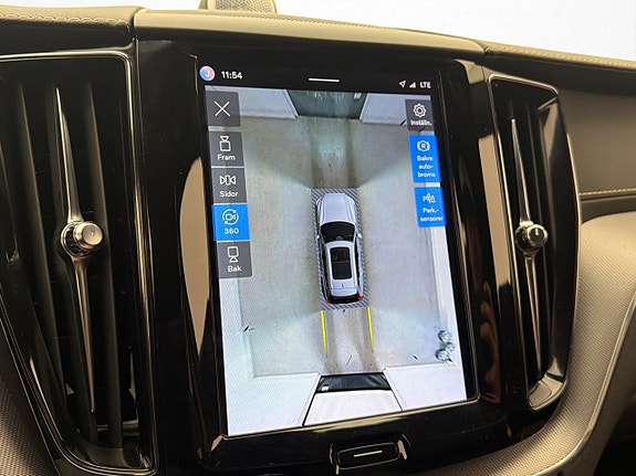 Volvo XC60 24 of 30