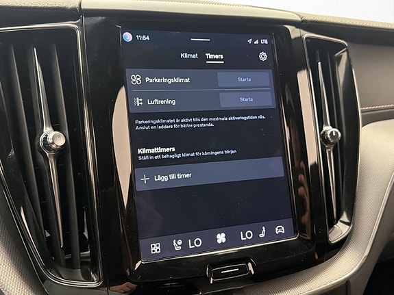 Volvo XC60 28 of 30