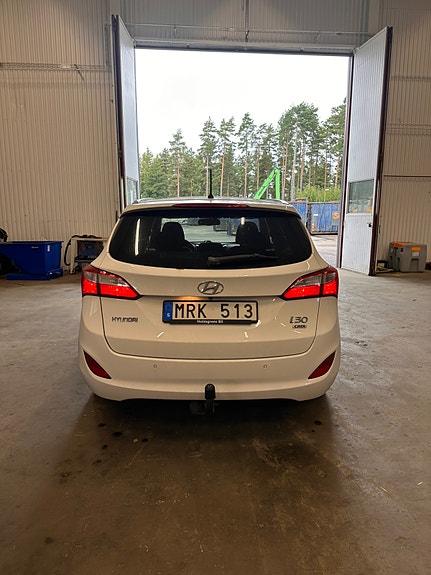 Hyundai i30 4 of 10