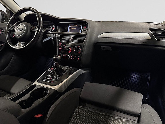 Audi A4 12 of 23