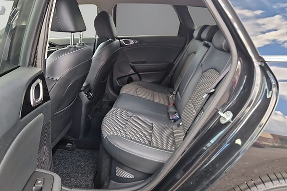 Kia Ceed 5 of 16
