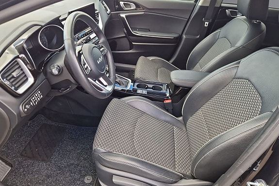 Kia Ceed 4 of 16