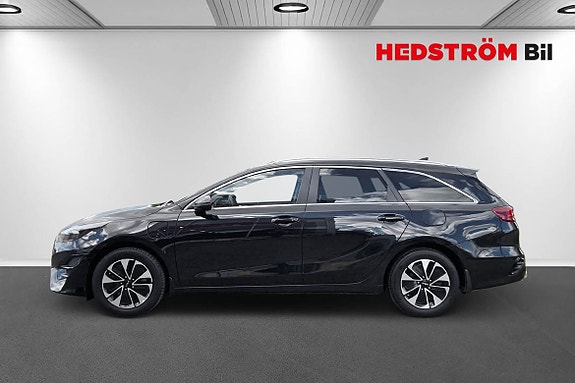 Kia Ceed 2 of 16