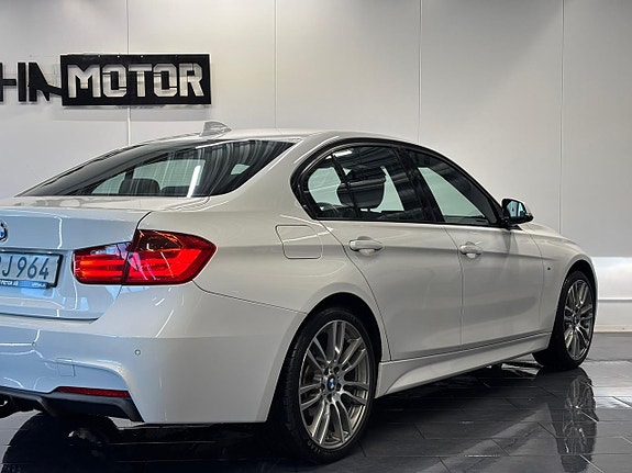 BMW 320d 11 of 29