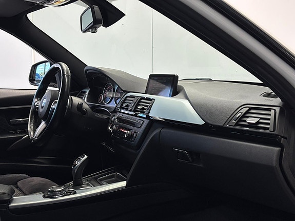 BMW 320d 28 of 29
