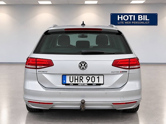 Volkswagen Passat 5 of 14