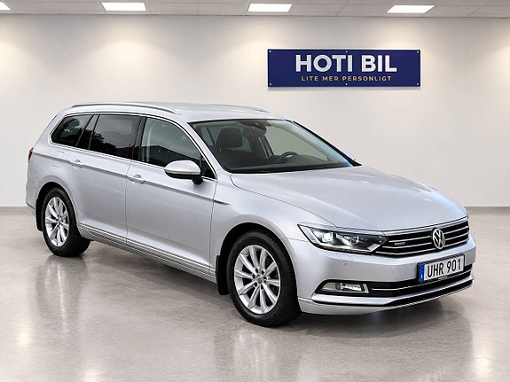 Volkswagen Passat 3 of 14