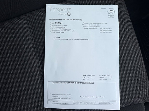 Volkswagen Passat 15 of 16