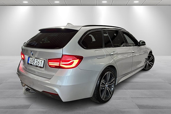 BMW 320 14 of 15
