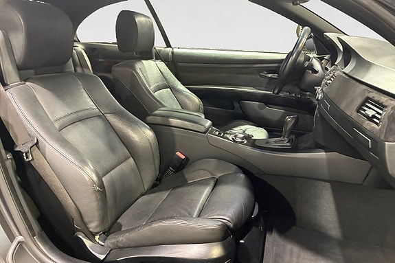 BMW 330d 16 of 18