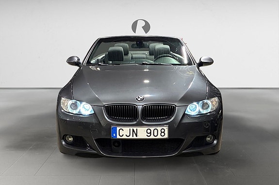BMW 330d 10 of 18