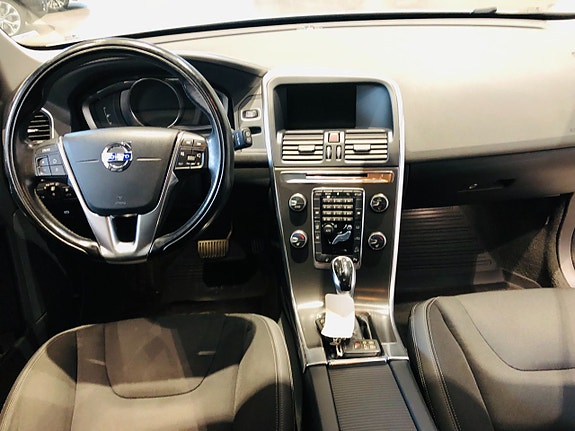 Volvo XC60 8 of 9