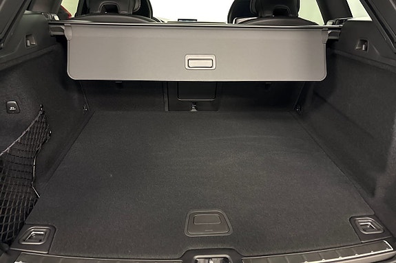 Volvo XC60 13 of 22