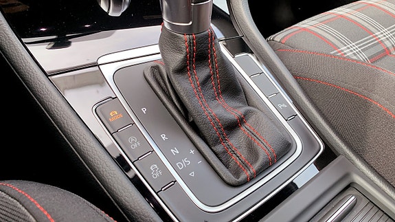 Volkswagen Golf I 16 of 16