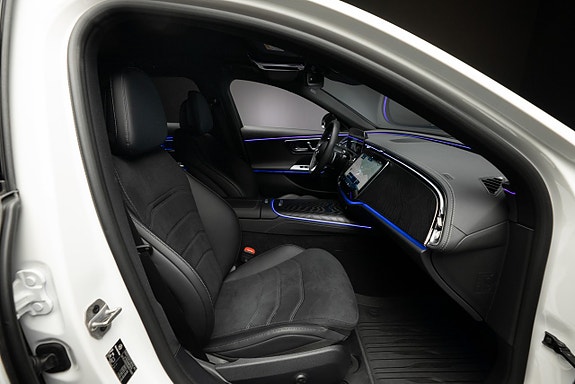 Mercedes-Benz E300 e 12 of 15