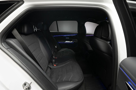 Mercedes-Benz E300 e 13 of 15