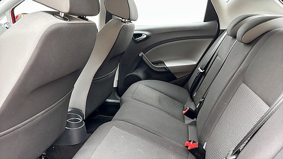 Seat Ibiza 12 of 12