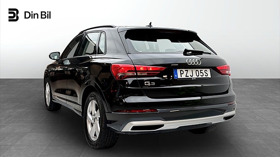 Audi Q3 3 of 16
