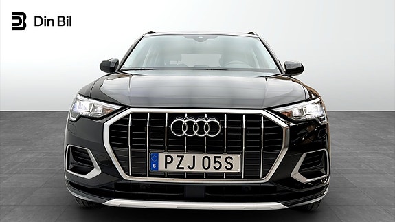 Audi Q3 4 of 16