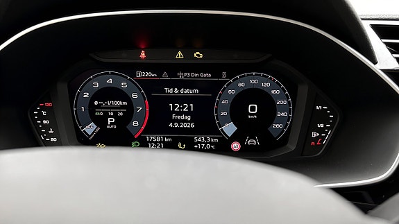Audi Q3 12 of 16
