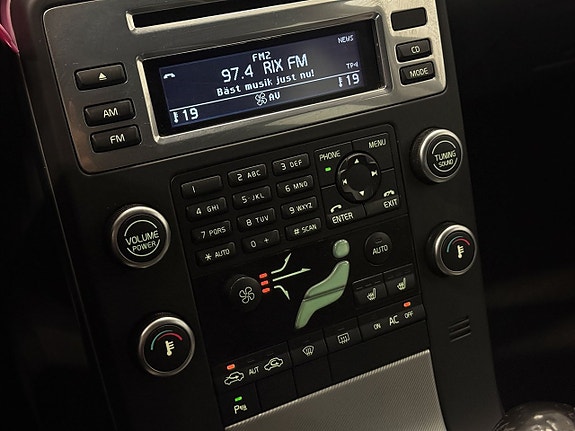 Volvo V70 18 of 23