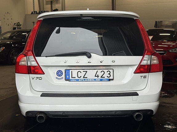 Volvo V70 5 of 23